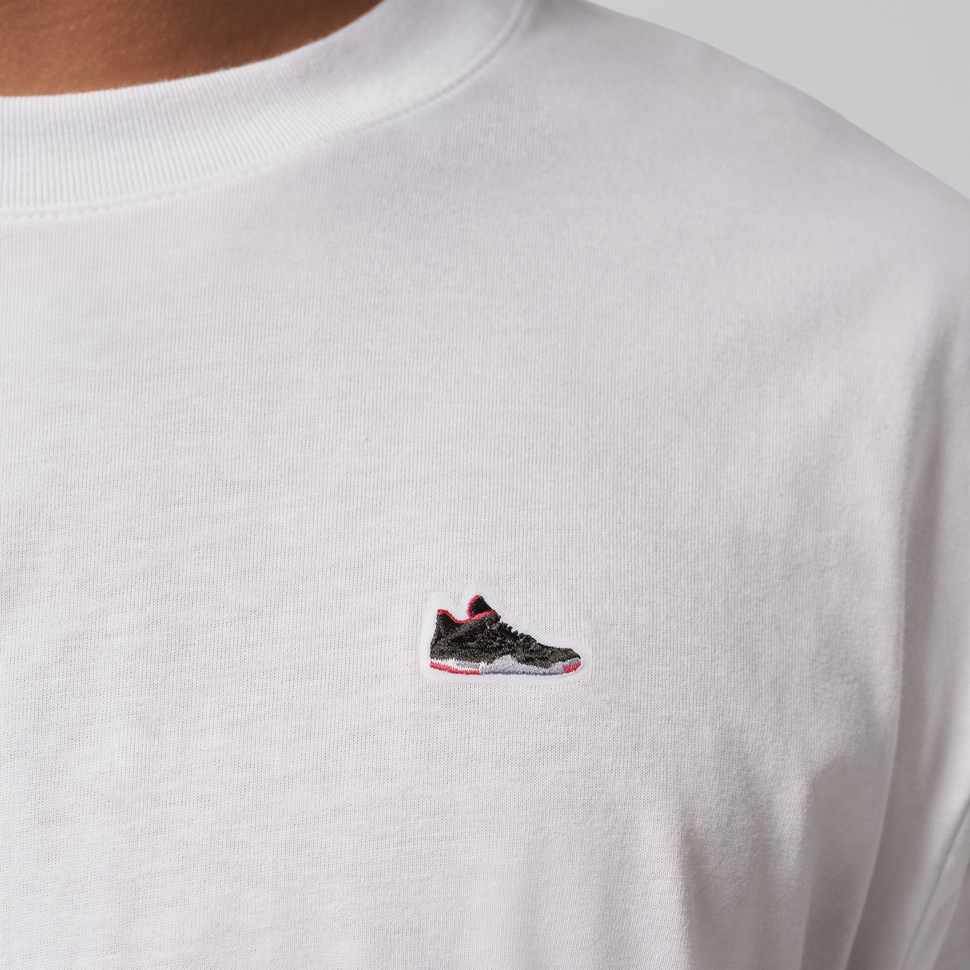 Jordan Sneaker Patch Erkek Beyaz T-Shirt