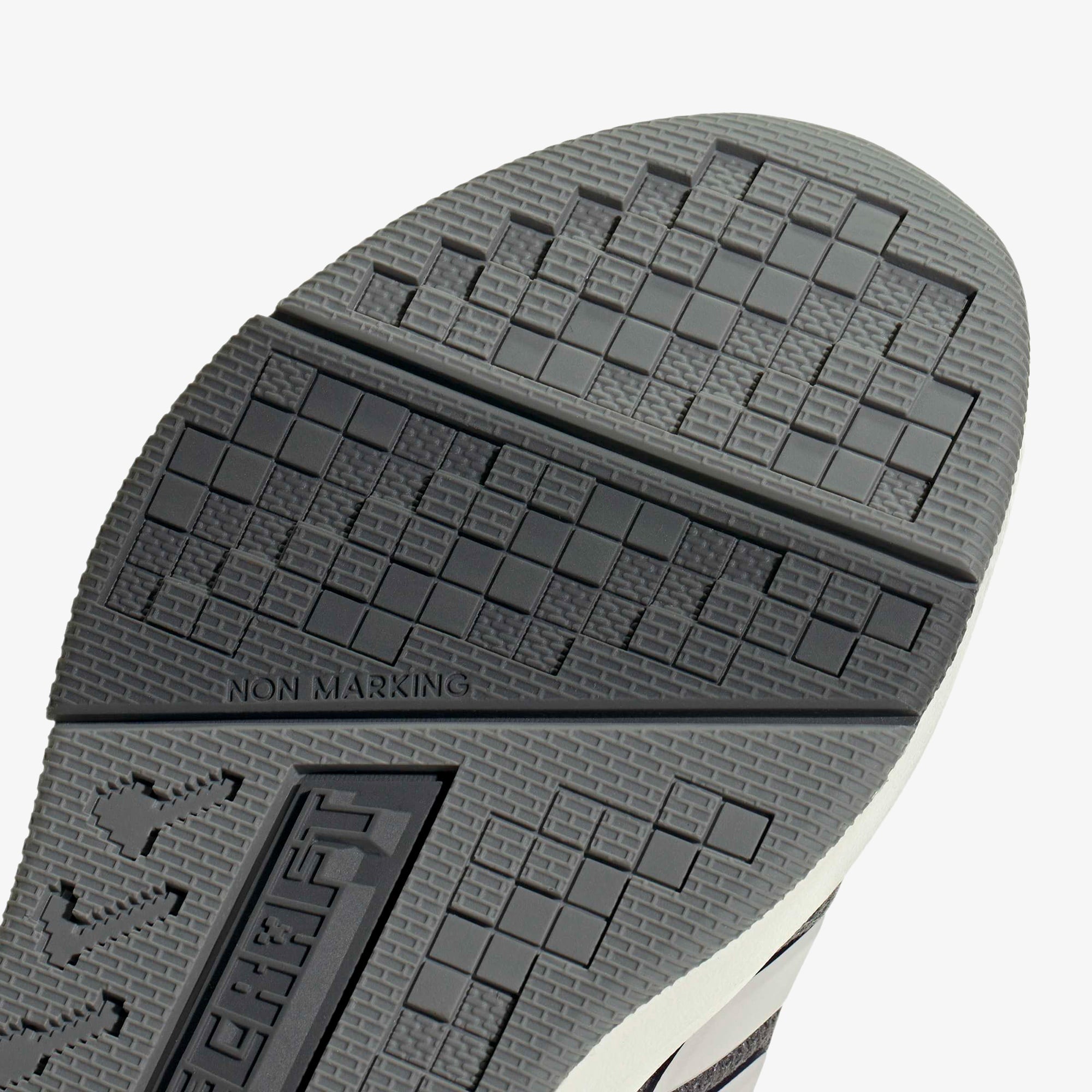 adidas Minecraft Pro Çocuk Gri Spor Ayakkabı