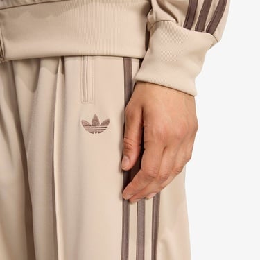  adidas Firebird Loose Kadın Bej Eşofman Altı