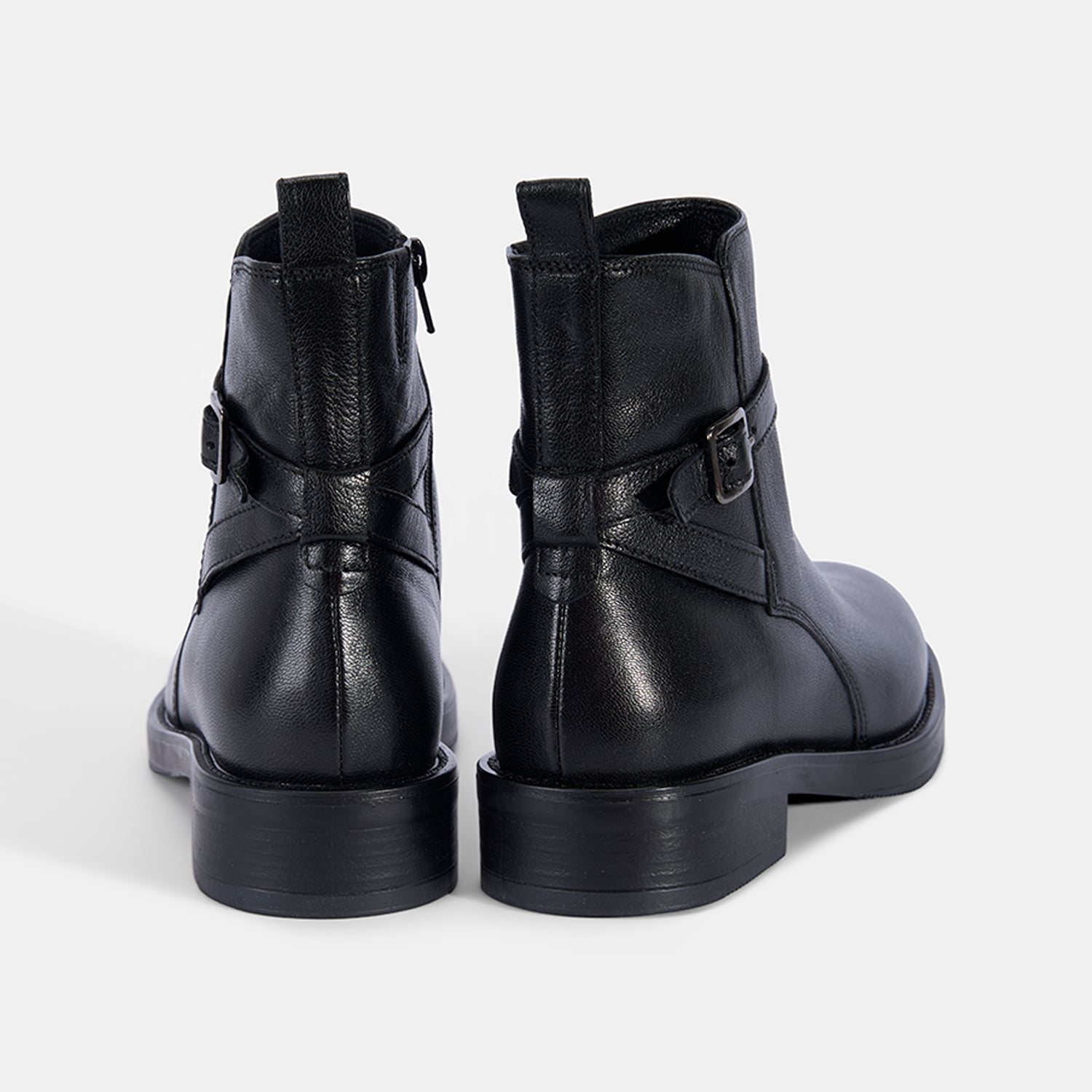 Kadın Siyah Ayarlanabilir Tokalı Deri Bot