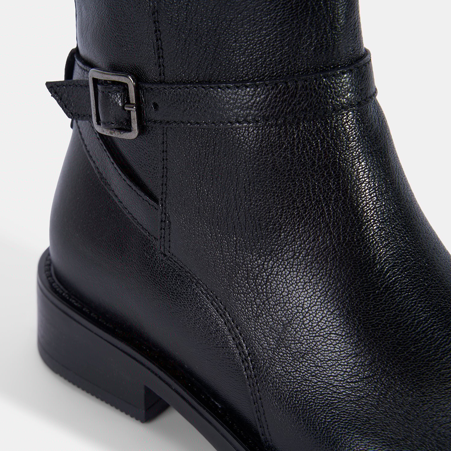 Kadın Siyah Ayarlanabilir Tokalı Deri Bot