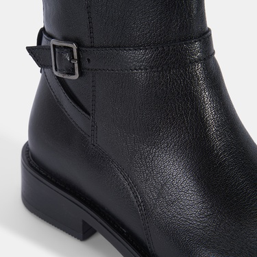  Kadın Siyah Ayarlanabilir Tokalı Deri Bot