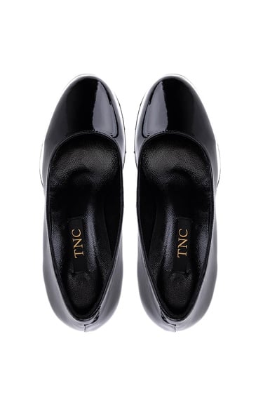  Tamer Tanca Kadın Hakiki Deri Siyah Rugan Topuklu Ayakkabı