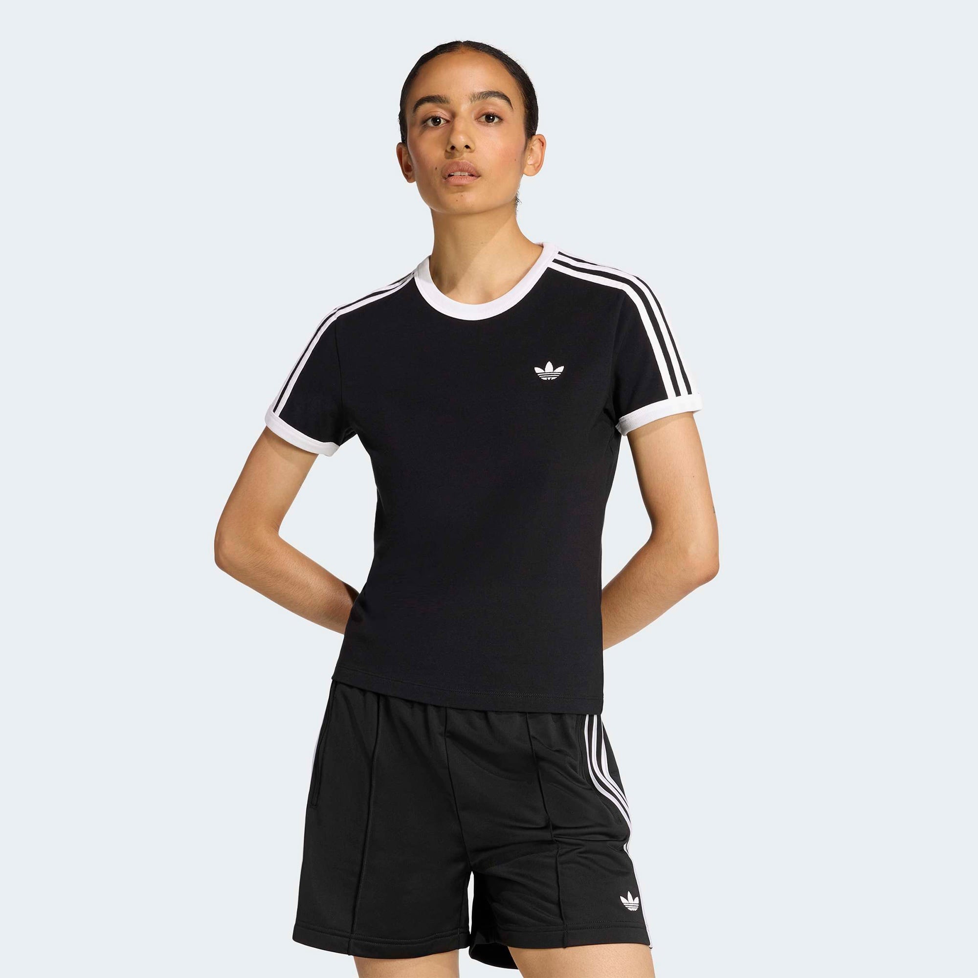 adidas 3-Stripes Kadın Siyah T-Shirt