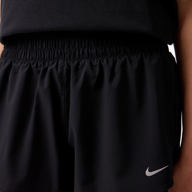  Nike One Dri-Fit Mid Rise 8cm 2N1 Kadın Siyah Şort