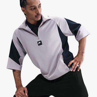  Nike Club Erkek Siyah Şort