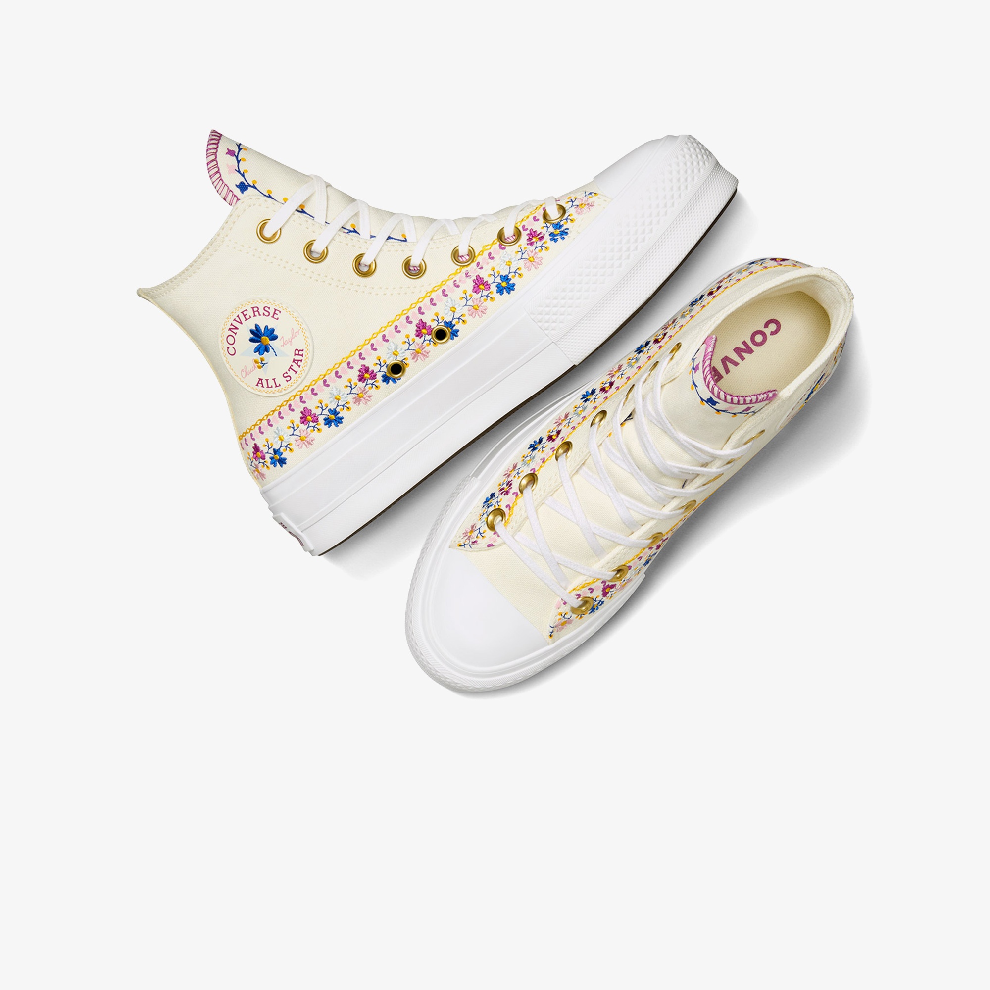 Converse Chuck Taylor All Star Lift Kadın Krem Platform Sneaker