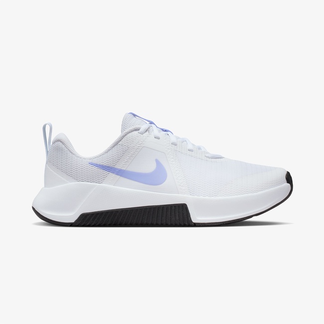  Nike MC Trainer 3 Kadın Beyaz Spor Ayakkabı
