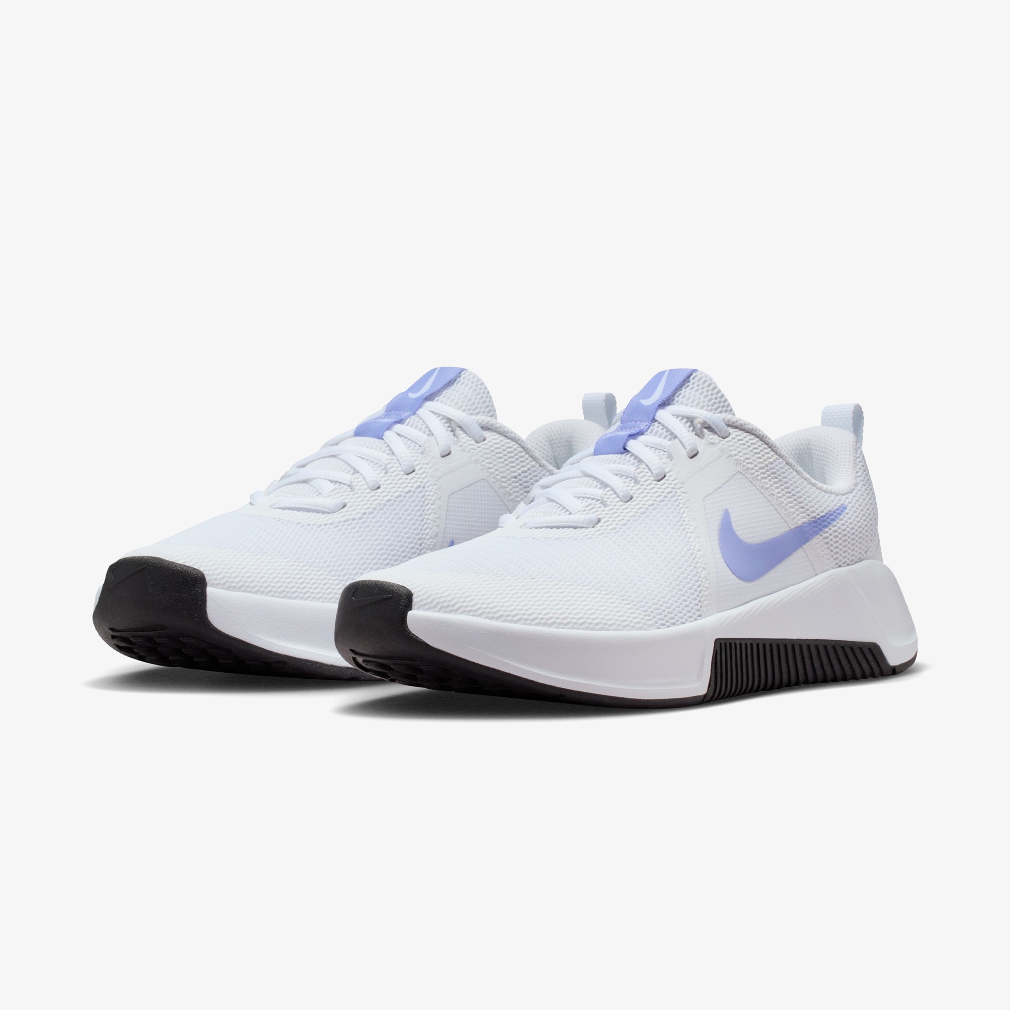 Nike MC Trainer 3 Kadın Beyaz Spor Ayakkabı