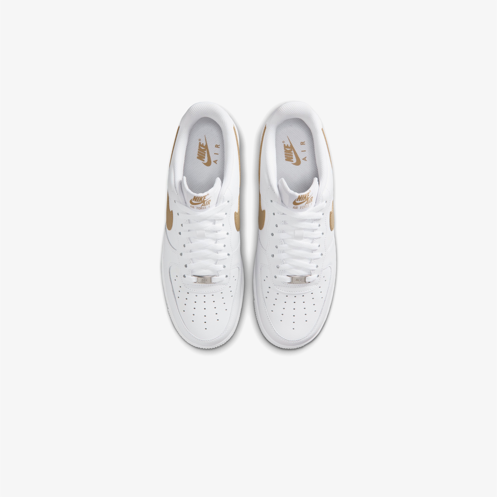 Nike Air Force 1 '07 Erkek Beyaz Spor Ayakkabı