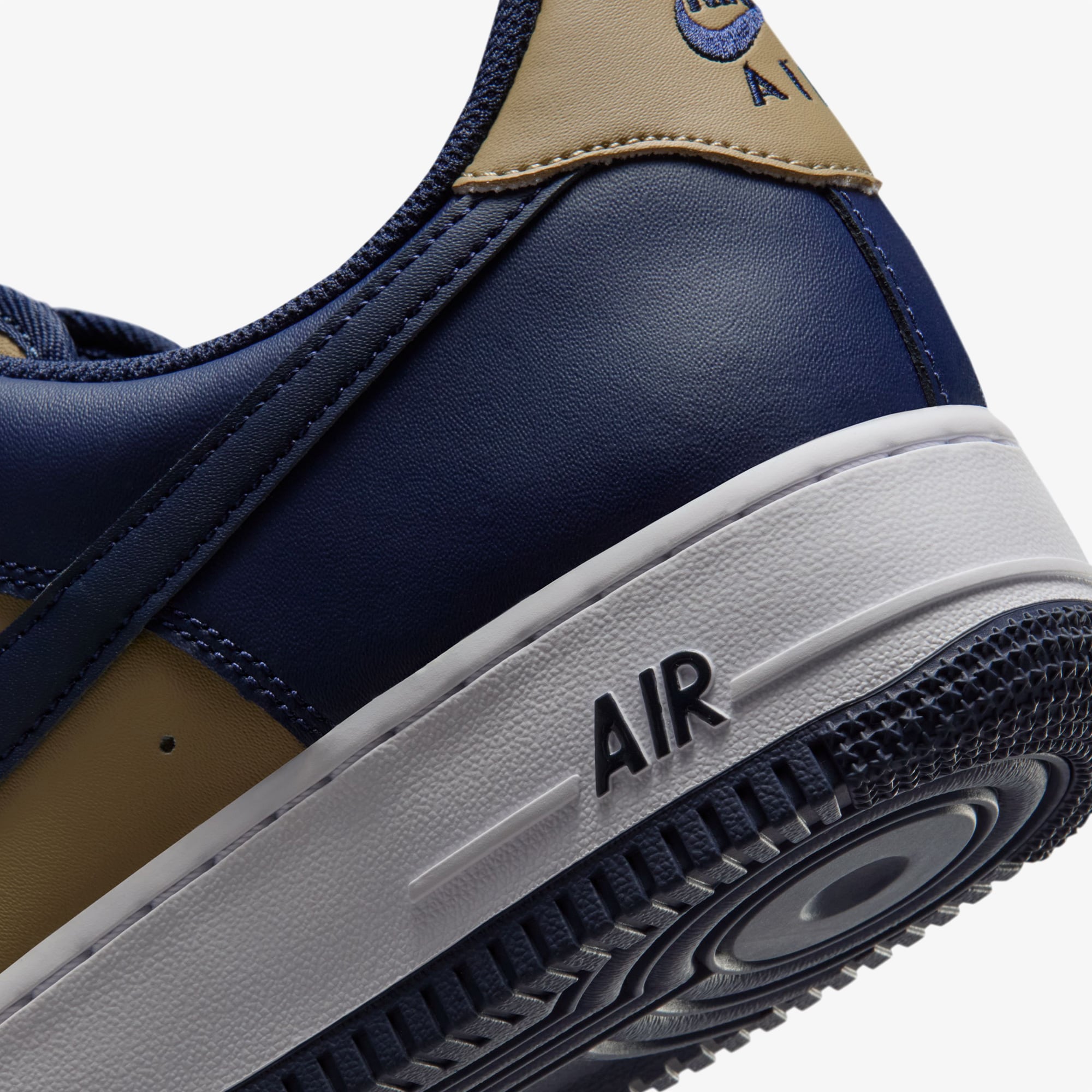 Nike Air Force 1 '07 Erkek Lacivert Spor Ayakkabı