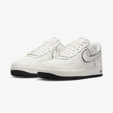  Nike Air Force 1 '07 Erkek Krem Rengi Spor Ayakkabı