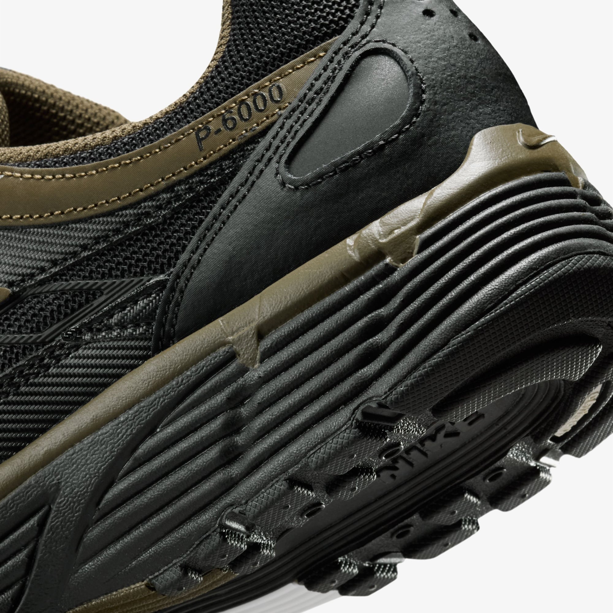 Nike P-6000 Erkek Siyah Spor Ayakkabı