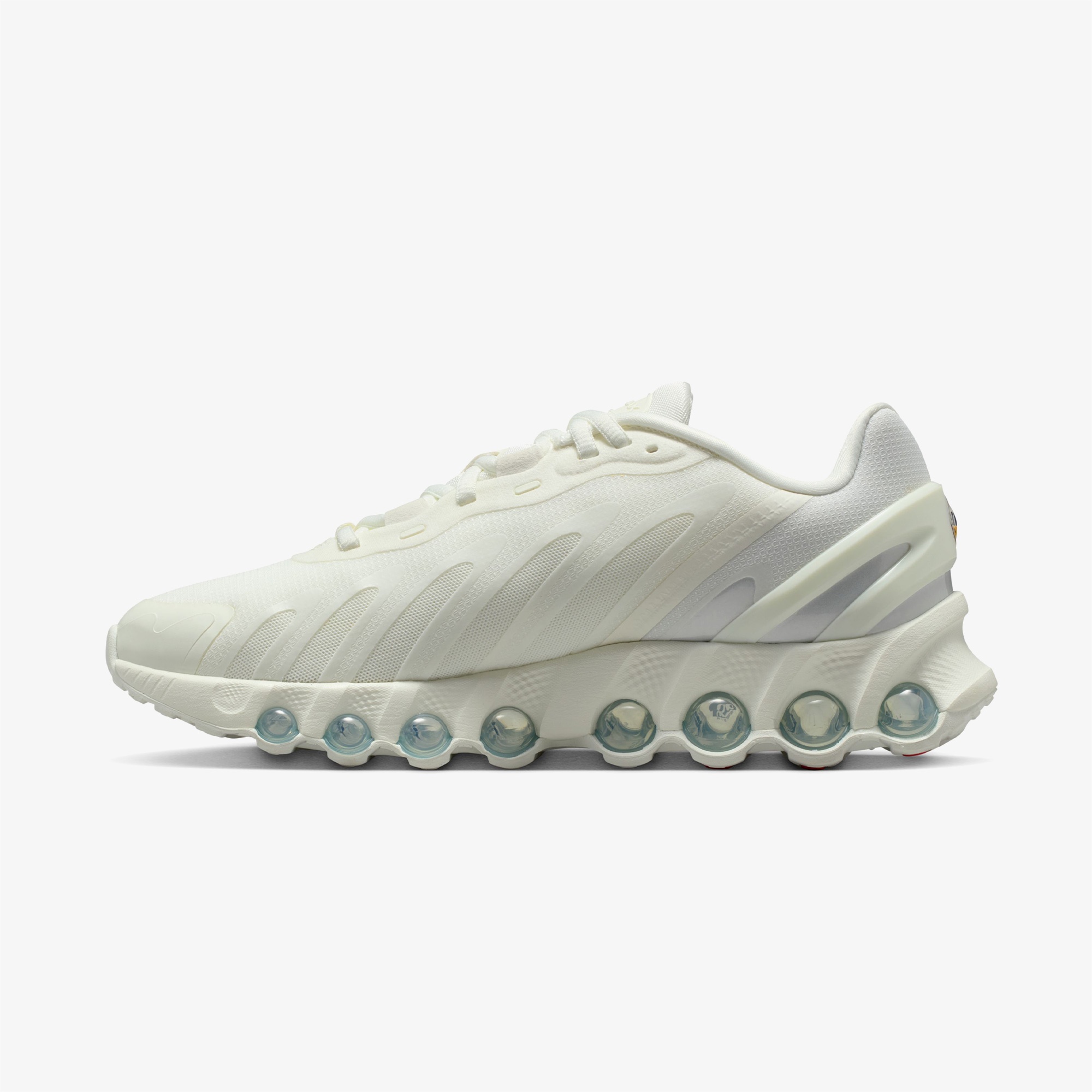 Nike Air Max DN8 Kadın Krem Rengi Spor Ayakkabı