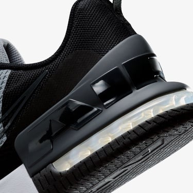  Nike Air Max Alpha Trainer 6 Erkek Gri Spor Ayakkabı