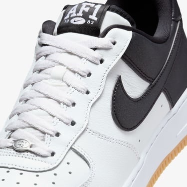  Nike Air Force 1 '07 LV8 Erkek Beyaz Spor Ayakkabı