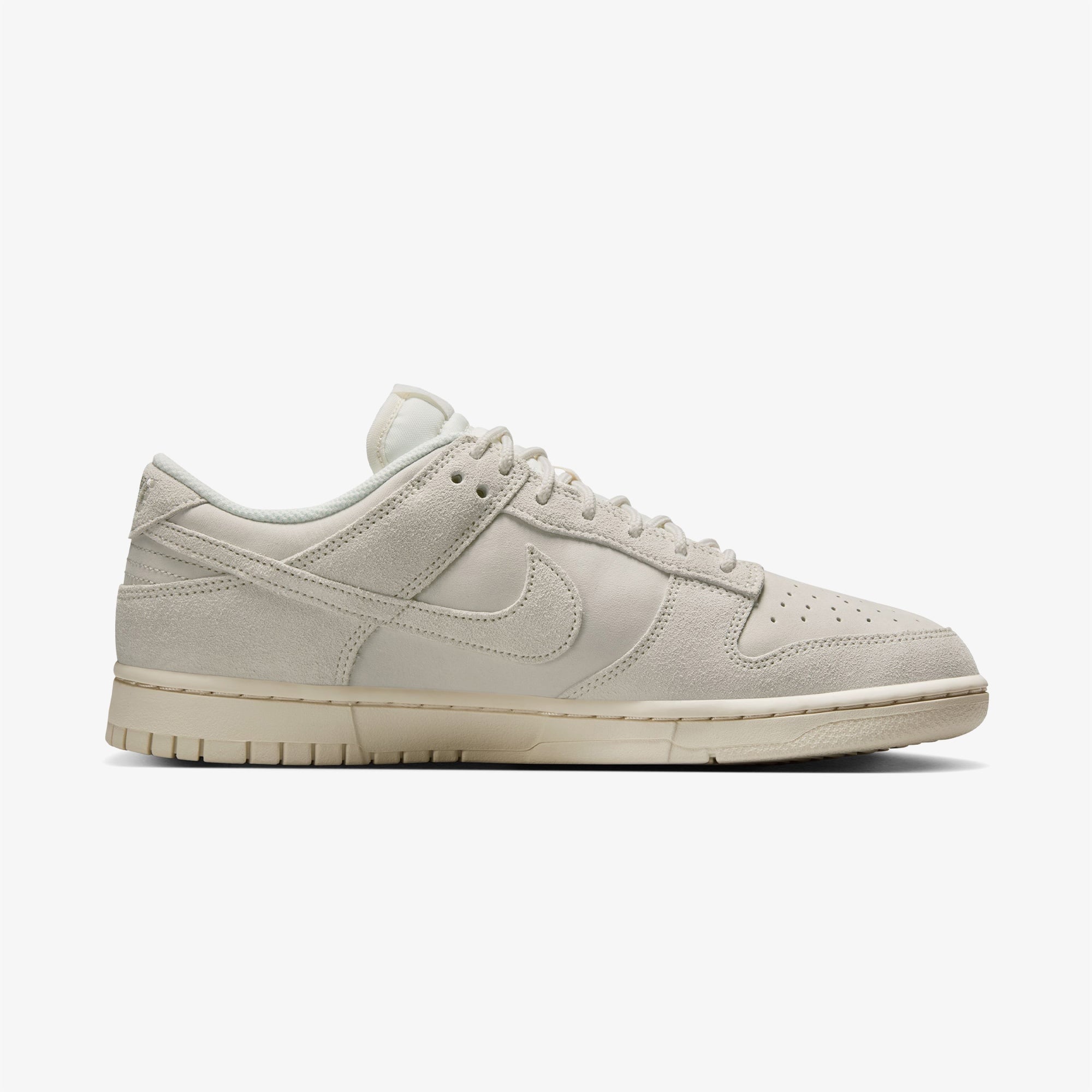 Nike Dunk Low Retro SE Erkek Krem Rengi Spor Ayakkabı