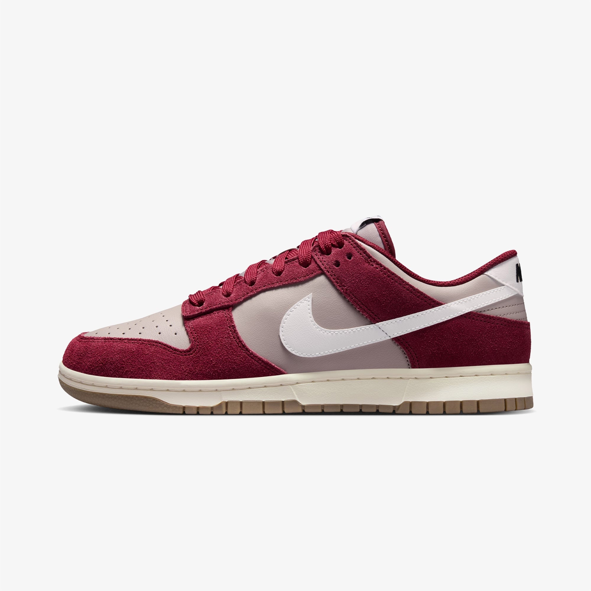 Nike Dunk Low Retro SE Erkek Kırmızı Spor Ayakkabı