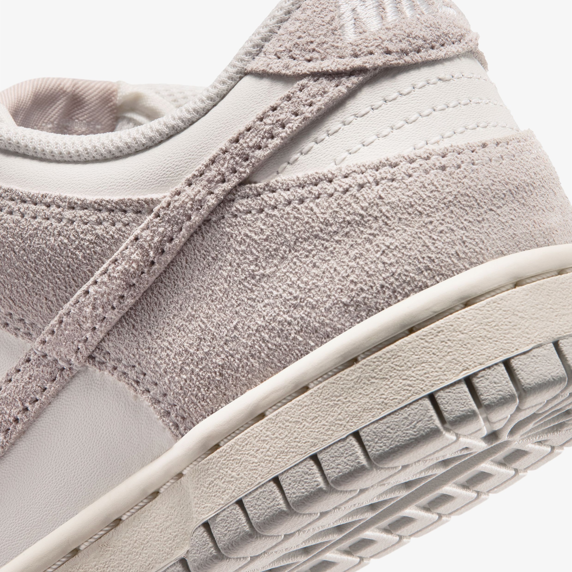 Nike Dunk Low SE Bej Spor Ayakkabı