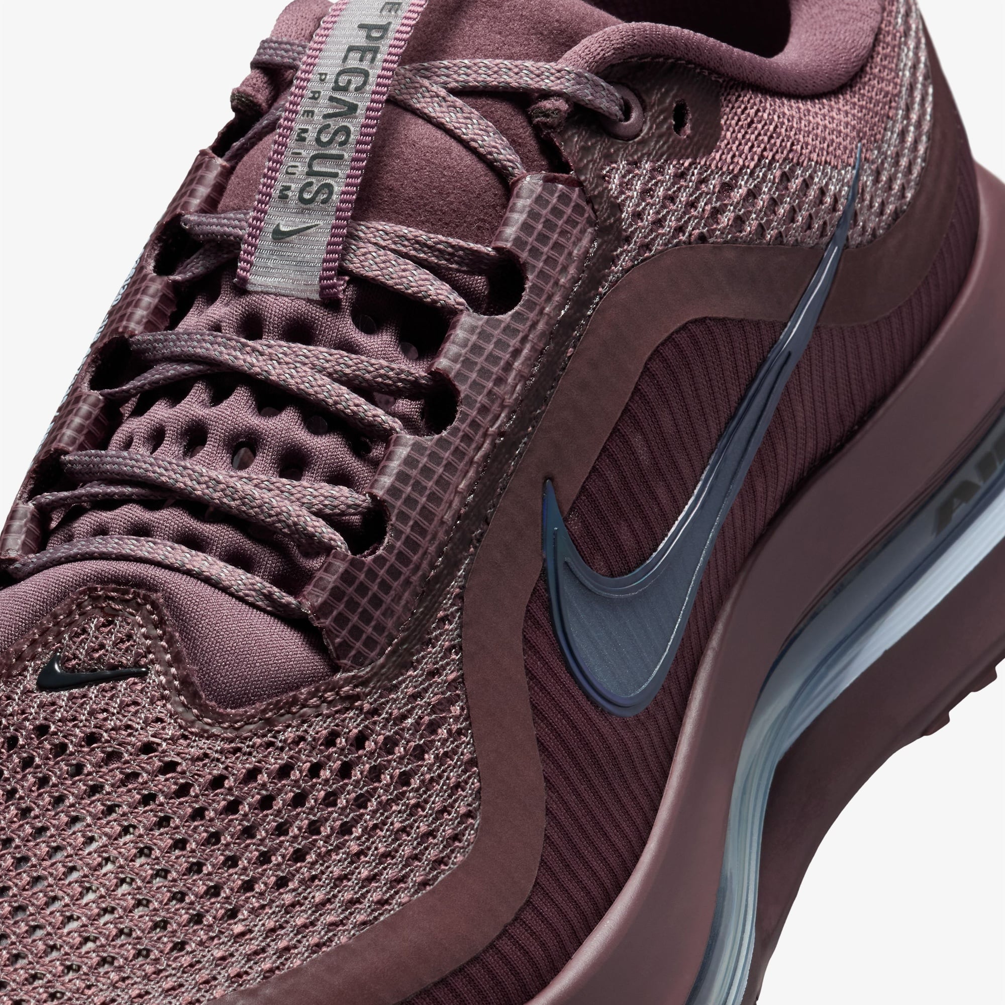 Nike Pegasus Premium Kadın Pembe Koşu Ayakkabısı