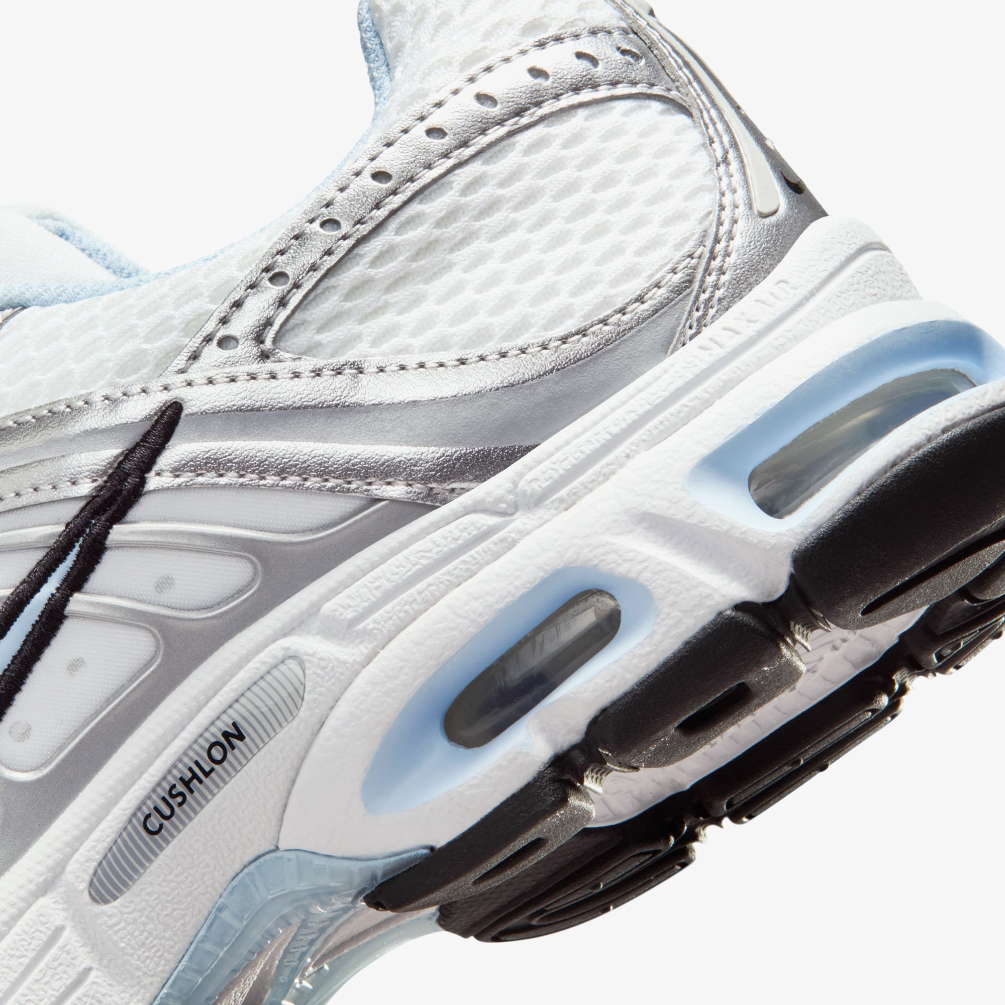  Nike Air Max Moto 2K Kadın Beyaz Spor Ayakkabı