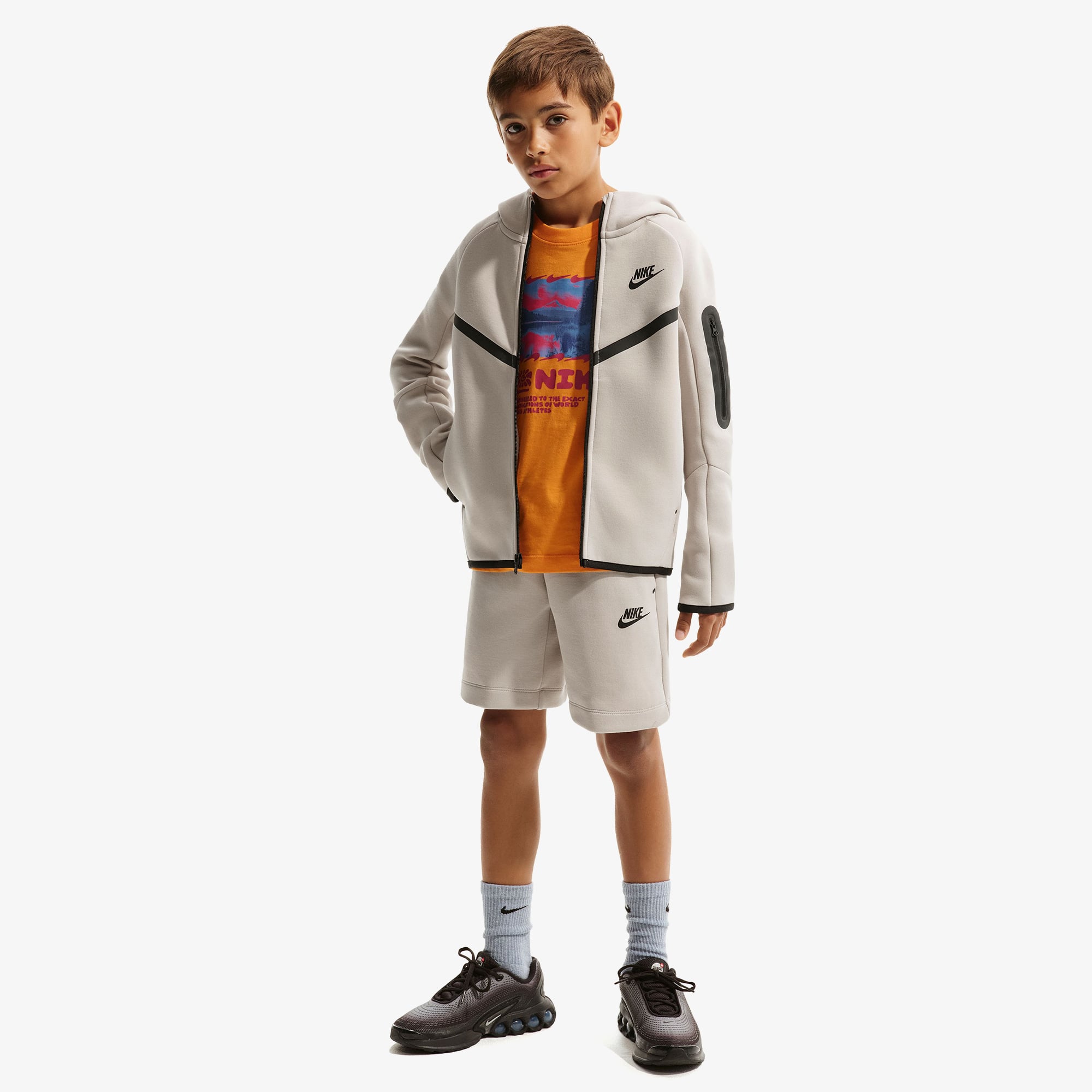  Nike Sportswear Tech Fleece Çocuk Gri Eşofman Üstü