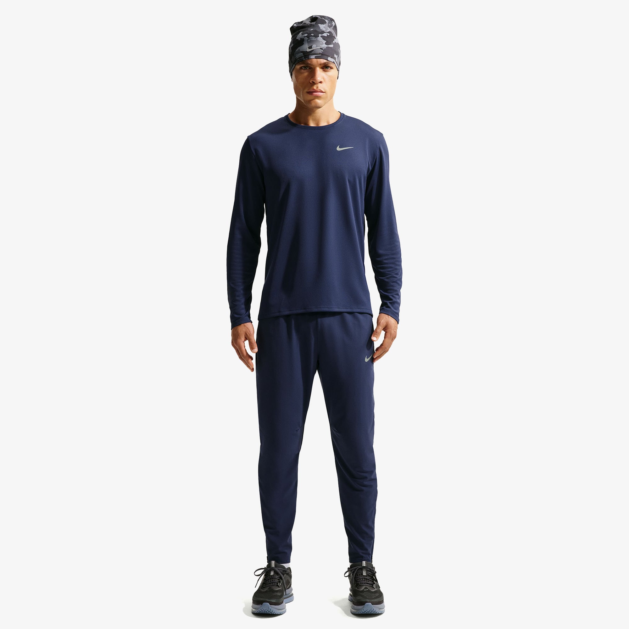  Nike Dri-Fit Stride Woven Erkek Lacivert Eşofman Altı
