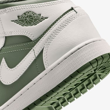  Jordan Air 1 Mid Yeşil Spor Ayakkabı