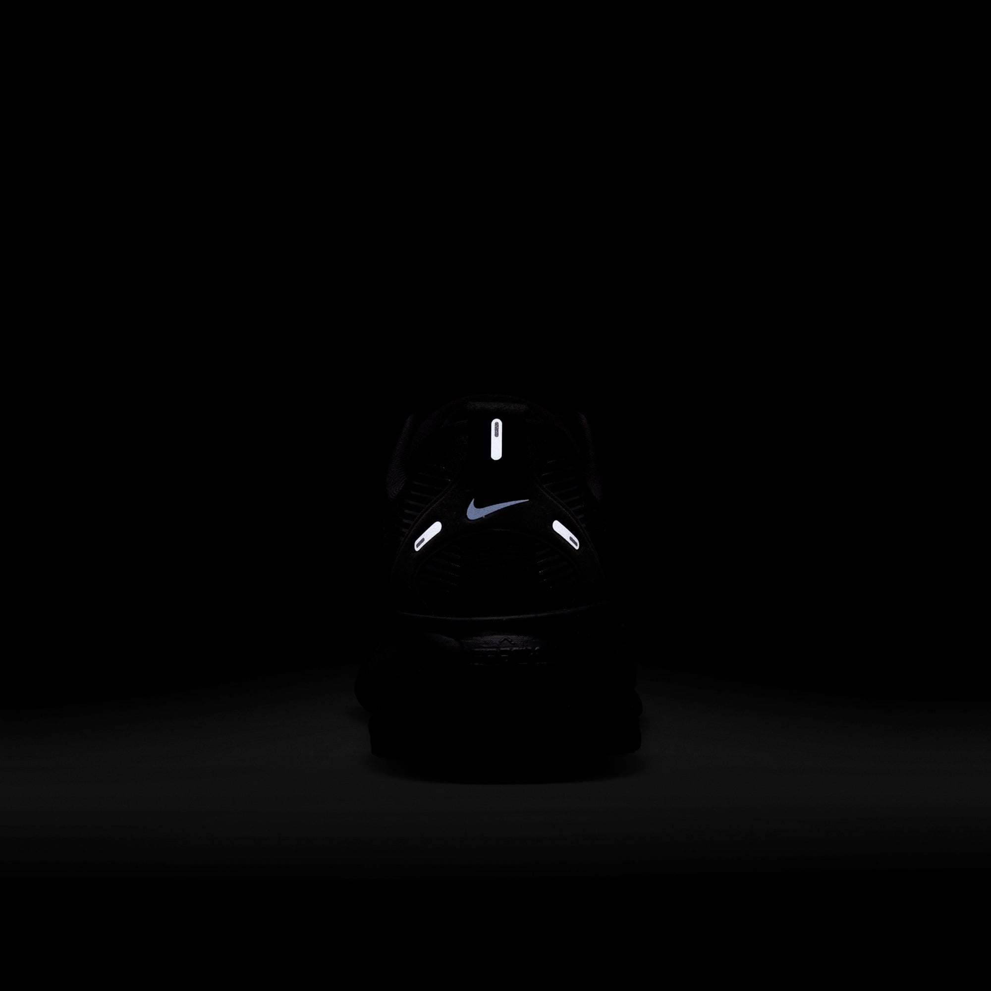 Nike Vomero 18 Erkek Siyah Koşu Ayakkabısı