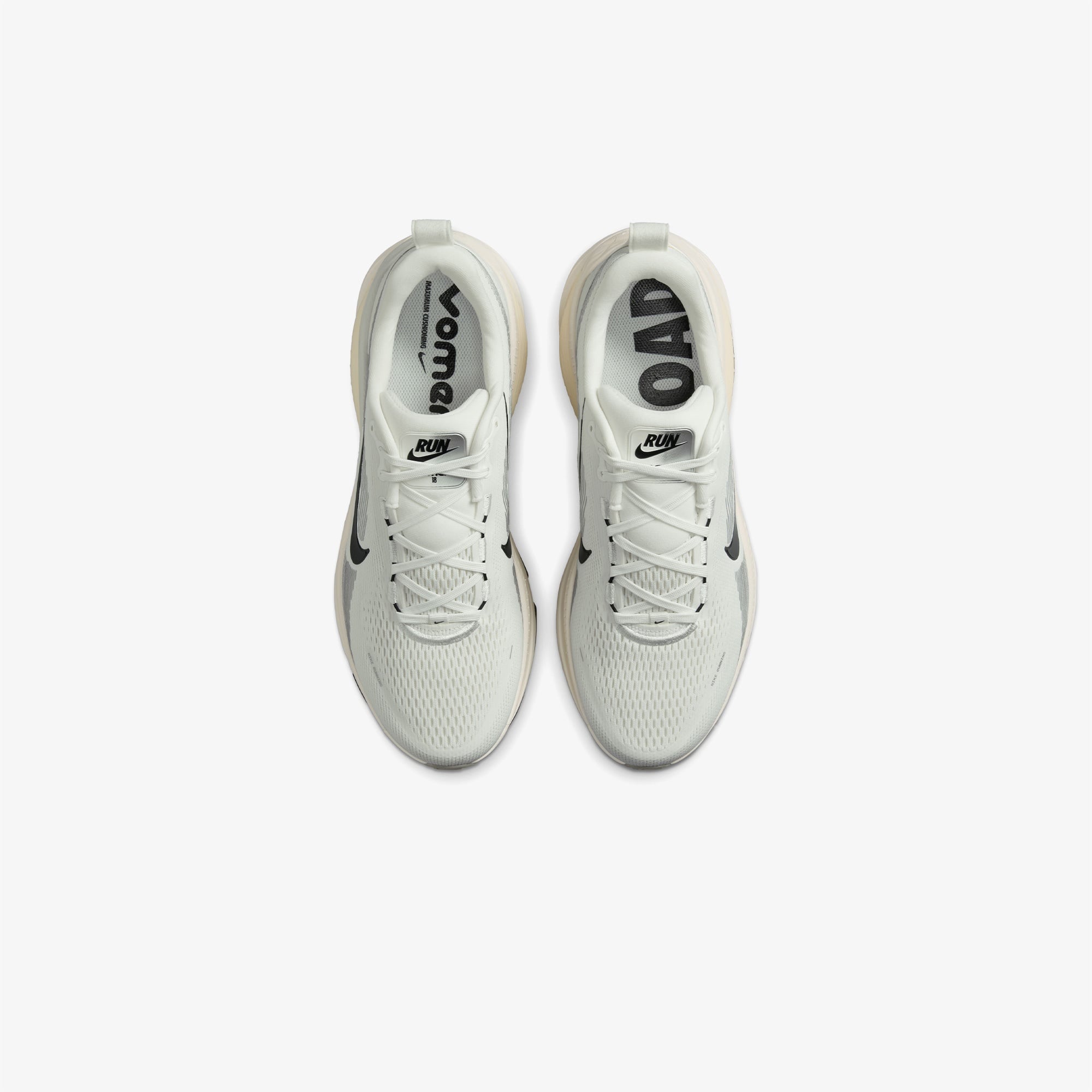 Nike Vomero 18 Erkek Gri Koşu Ayakkabısı