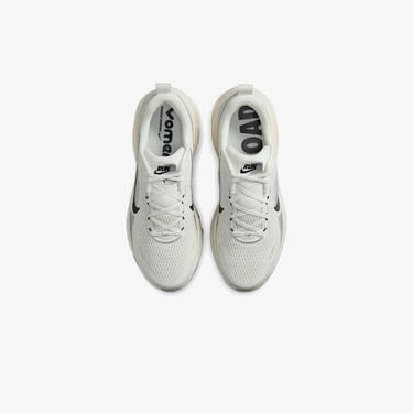  Nike Vomero 18 Erkek Gri Koşu Ayakkabısı