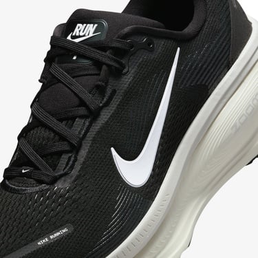 Nike Vomero 18 Erkek Siyah Koşu Ayakkabısı