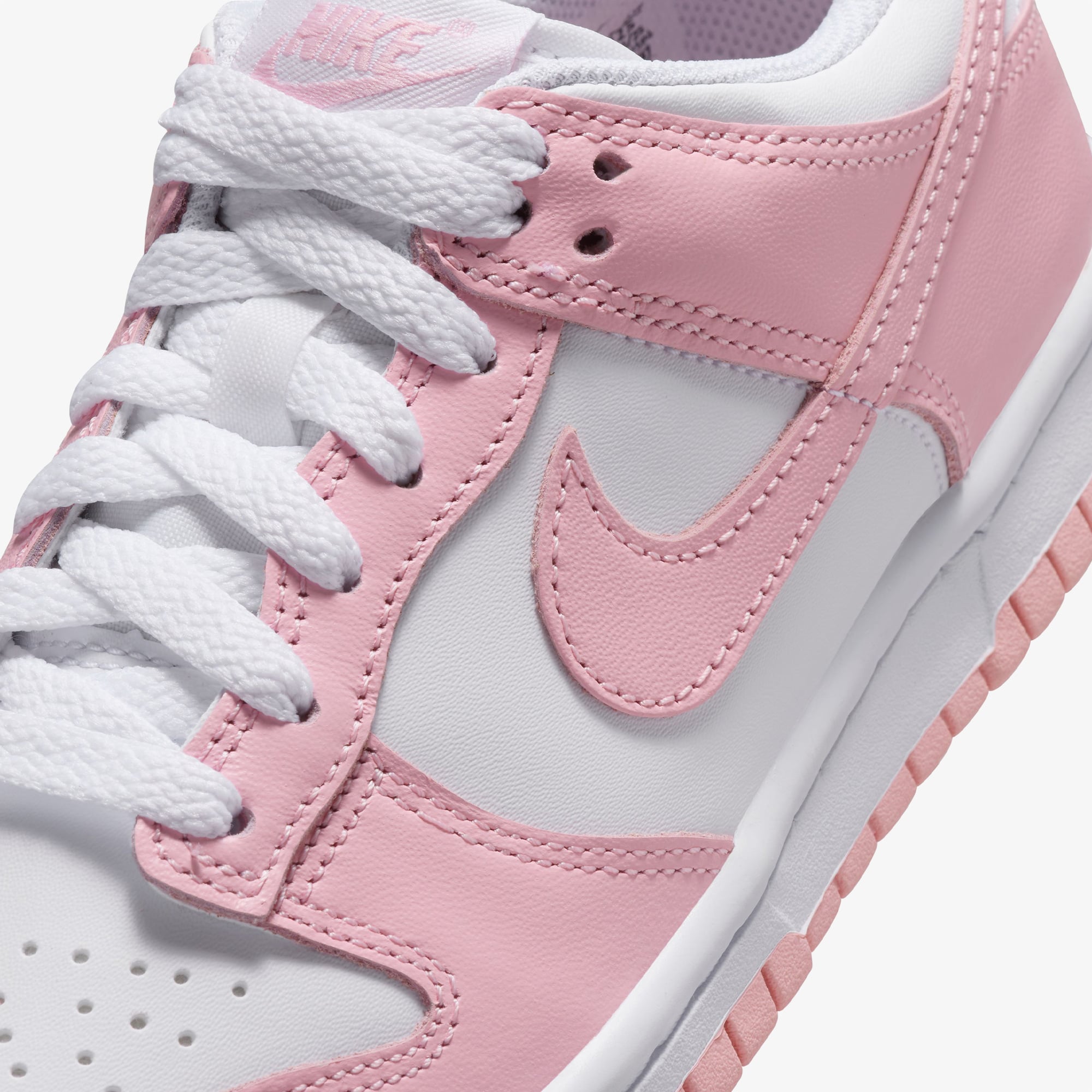 Nike Pembe Nike Dunk Low