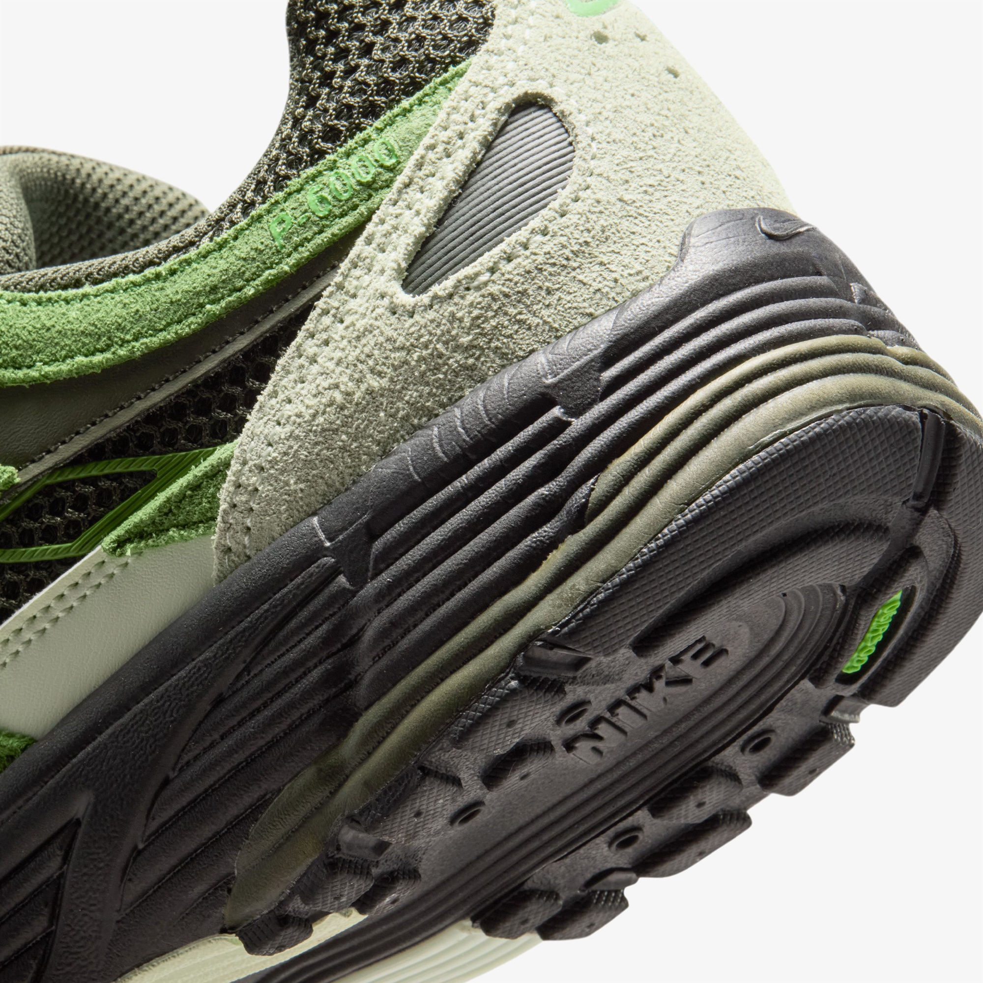 Nike P-6000 SE Erkek Yeşil Spor Ayakkabı