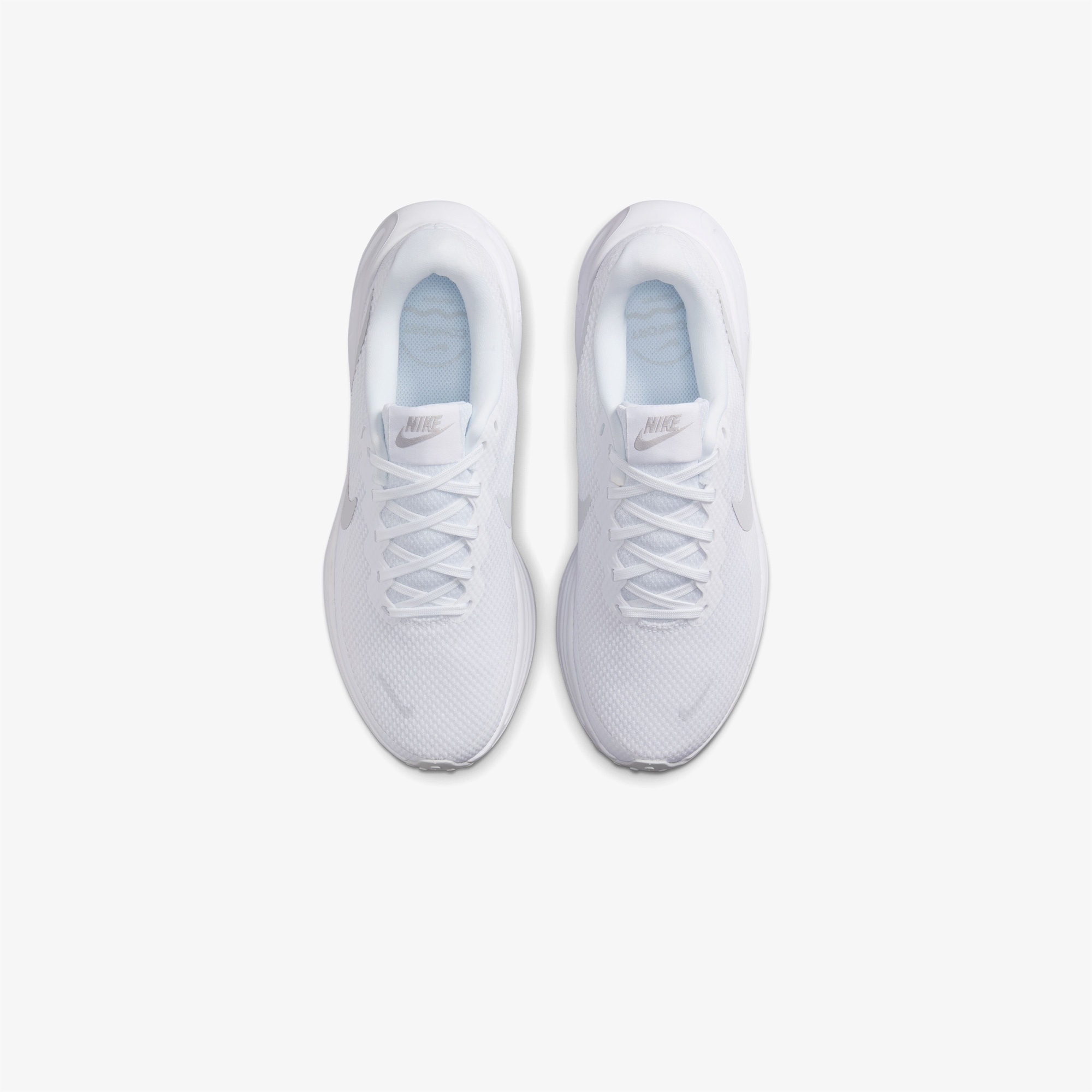 Nike Revolution 8 Kadın Beyaz Koşu Ayakkabısı