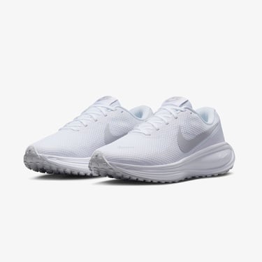  Nike Revolution 8 Kadın Beyaz Koşu Ayakkabısı