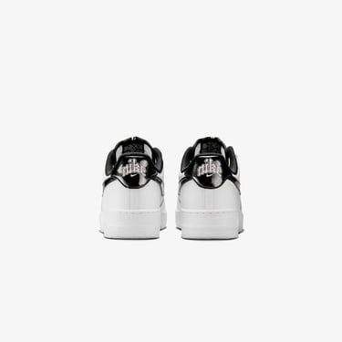  Nike Air Force 1 '07 LV8 Erkek Beyaz Spor Ayakkabı
