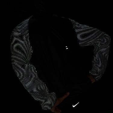  Nike Tempo Repel Flash Kadın Siyah Ceket