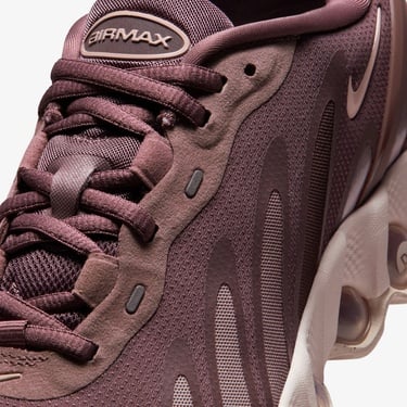  Nike Air Max DN8 Kadın Pembe Spor Ayakkabı