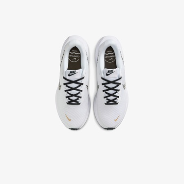  Nike Revolution 8 Kadın Beyaz Koşu Ayakkabısı