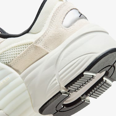  Jordan Trunner Erkek Krem Rengi Spor Ayakkabı