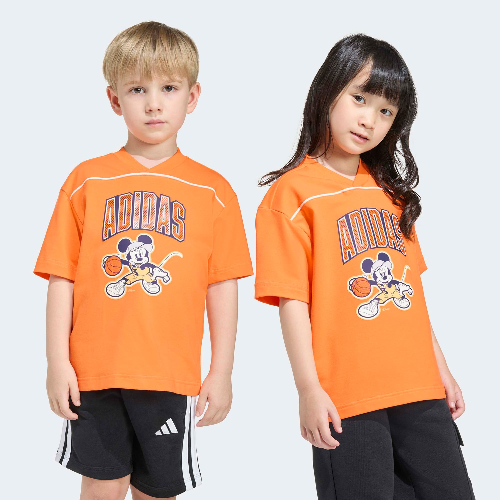  adidas Disney Mickey Mouse Çocuk Turuncu T-Shirt