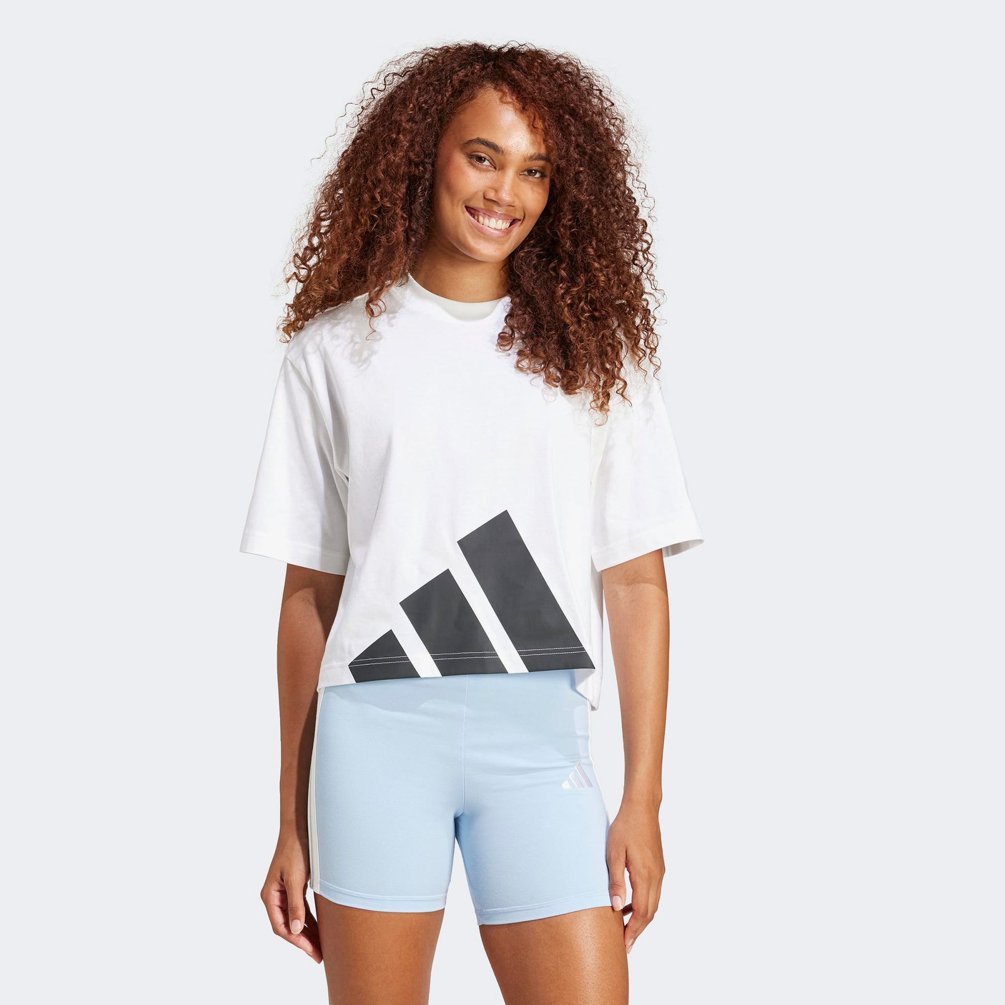 adidas Essentials Big Logo Boyfriend Kadın Beyaz T-Shirt