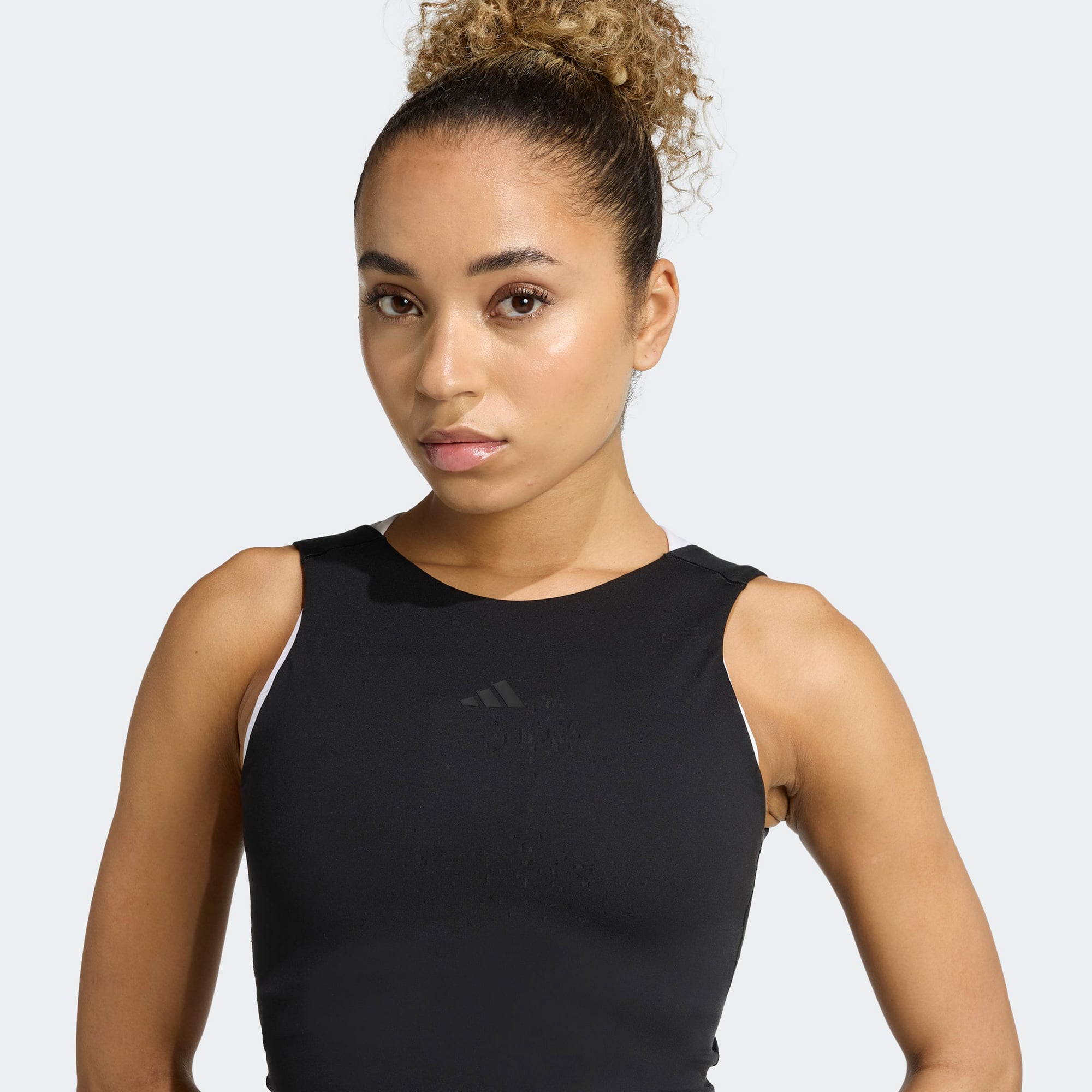 adidas Yoga Motion Kadın Siyah Crop T-Shirt