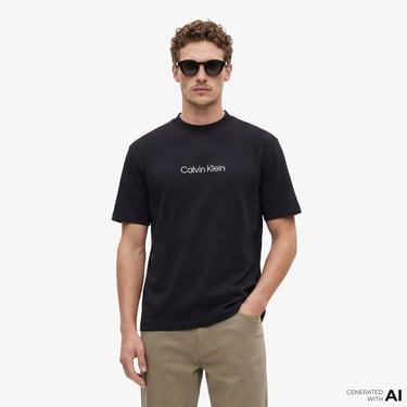  Calvin Klein Relaxed Standard Logo Crewnk Erkek Siyah T-Shirt
