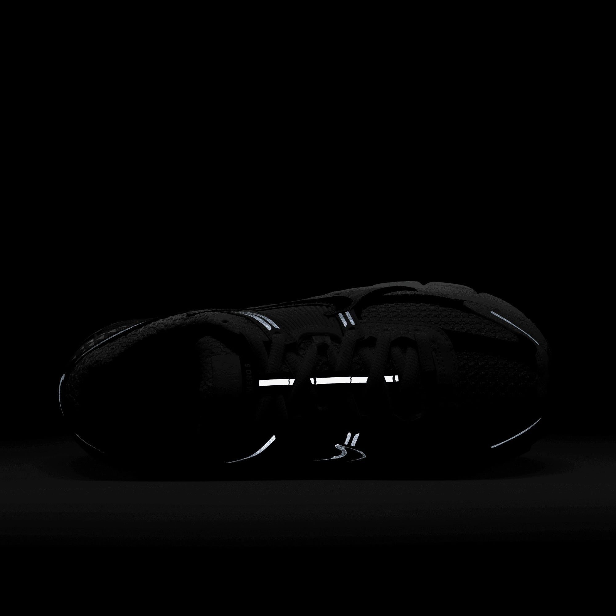 Nike Zoom Vomero 5 Kadın Gri Spor Ayakkabı