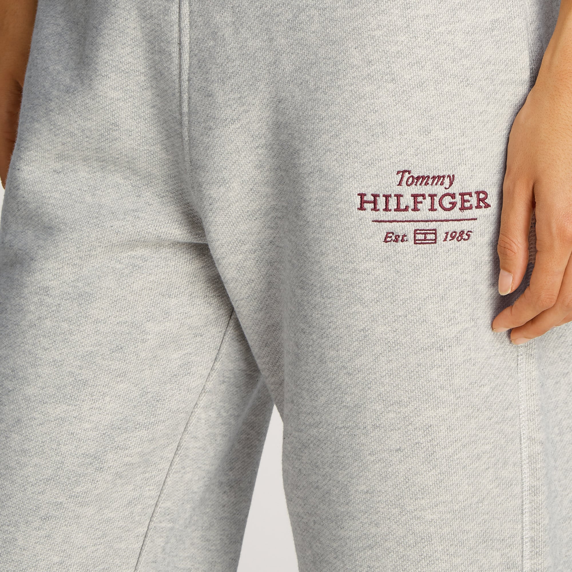  Tommy Hilfiger Texture Monotype Kadın Gri Eşofman Altı