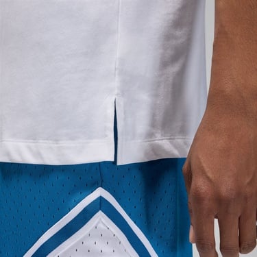  Jordan Dri-Fit Sport Erkek Beyaz Kolsuz T-Shirt