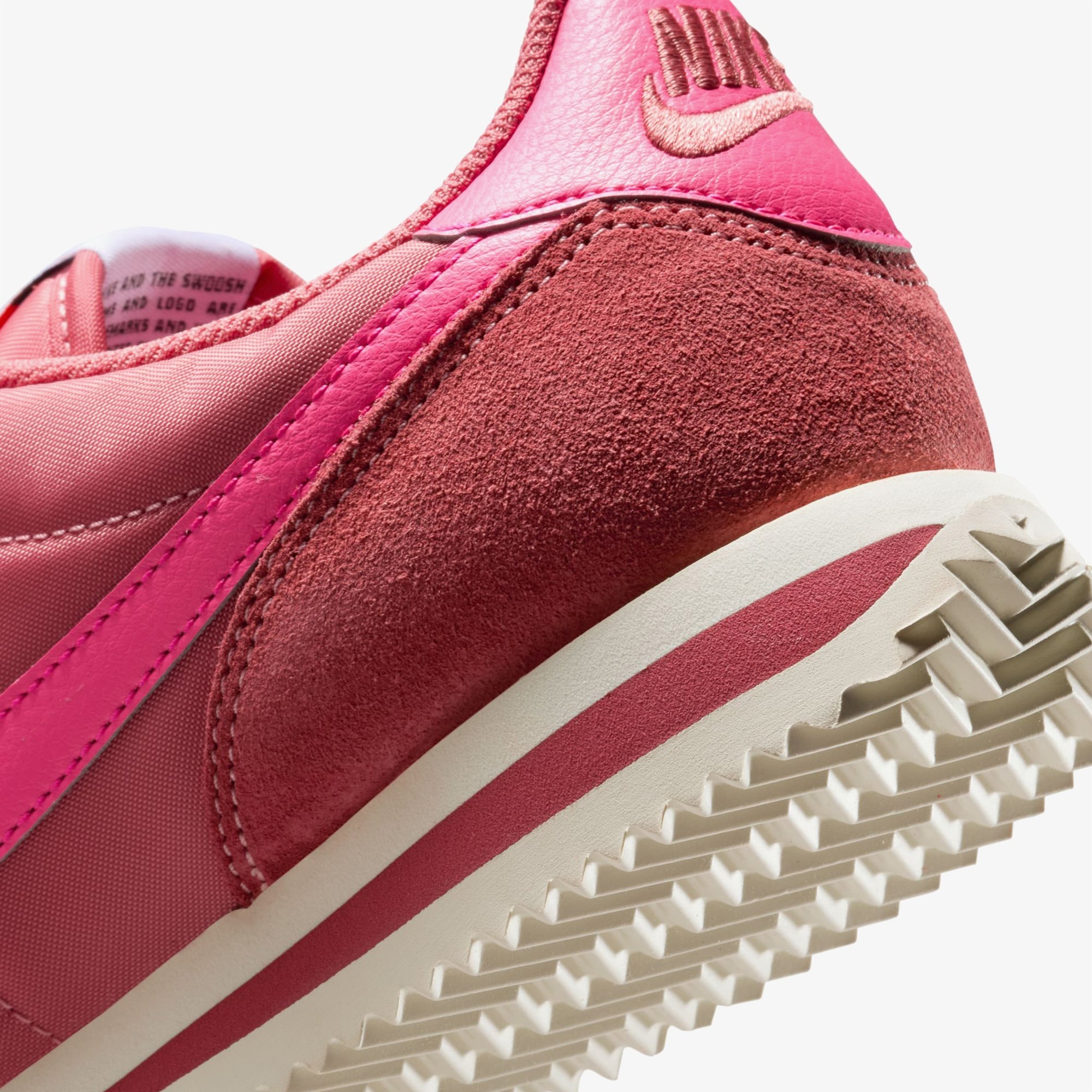 Nike Cortez Kadın Pembe Spor Ayakkabı