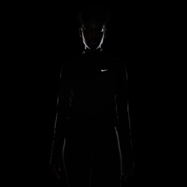  Nike Dri-Fit Tempo Swoosh Run Kadın Siyah T-Shirt